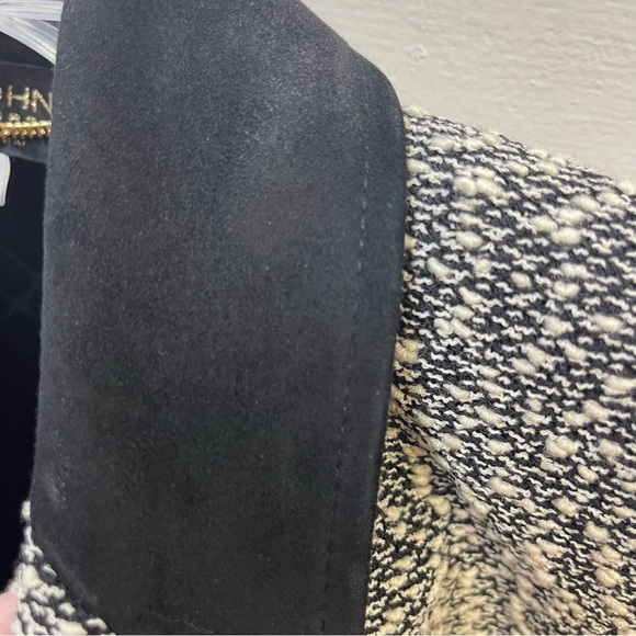 ST. JOHN Couture 2 Piece Tweed Texture Jacket + Mini Skirt Gold Button Suede C14 - Picture 12 of 14